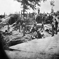 Građanski rat: Petersburg, C1864. Na bombardoslovalno zaštićeno u Peterburgu u Virdžiniji. Fotografija,