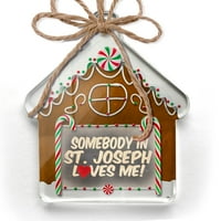 Ornament je otisao jedan oboren neko u Svetom Josipu voli me, Missouri Božić Neonblond