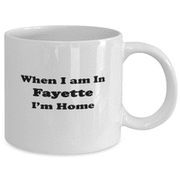 Kretanje sa poklona Fayette - prelazak na šalica za kavu u Fayette - premještanje iz čaše Fayette -