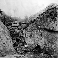 Bitka za Gettysburg-The Tijelo oštrih alata na njegovom postu .. Službena CSU arhiva Evertt